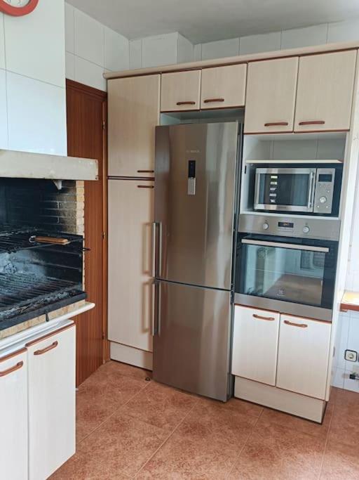 Casa Con Jardin Y Piscina Privada. Villa Santa Eulalia de Ronsaná Екстериор снимка